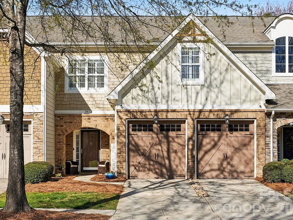 1st image of 8432 Loxton Cir