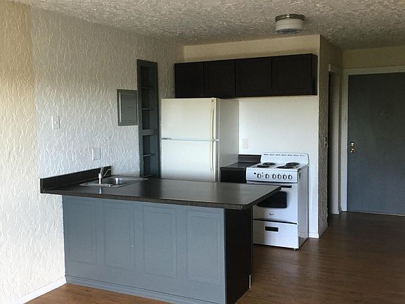 2nd image of 2201 Carling Dr #205