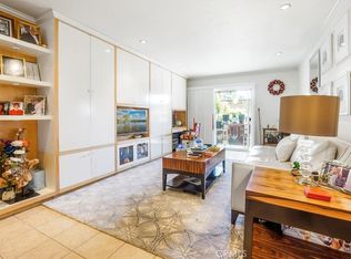 1000 W Macarthur Blvd APT 3, Santa Ana, CA 92707