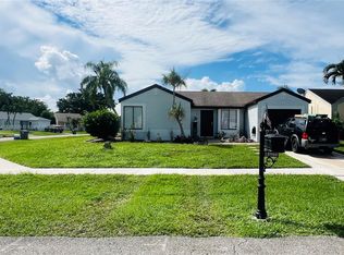 18966 Cloud Lake Cir, Boca Raton, FL 33496