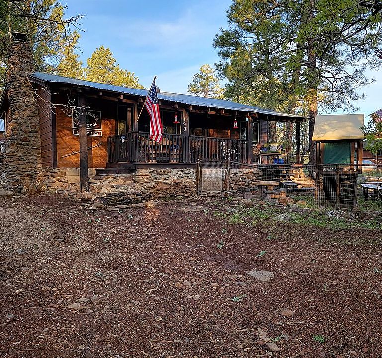 1st image of 190 Spruce Dr