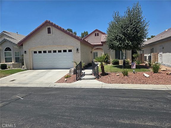 2nd image of 11262 Country Club Dr