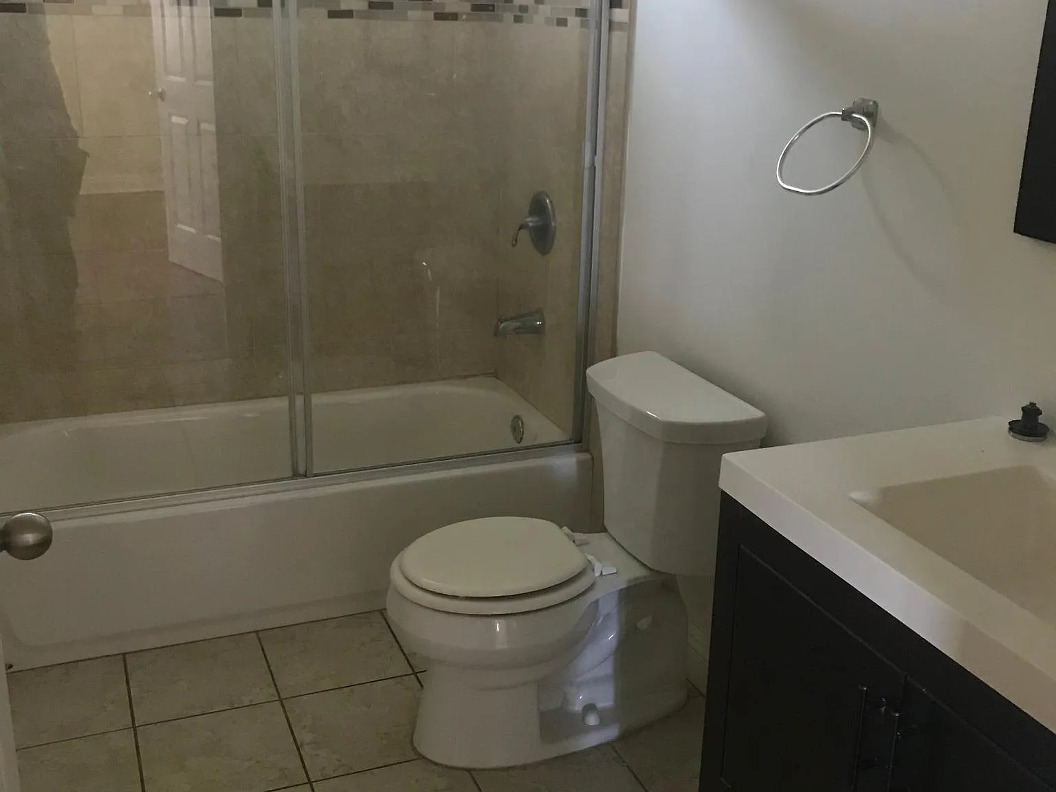 5 bed, 1760 sqft, $3,650 — Photo 4