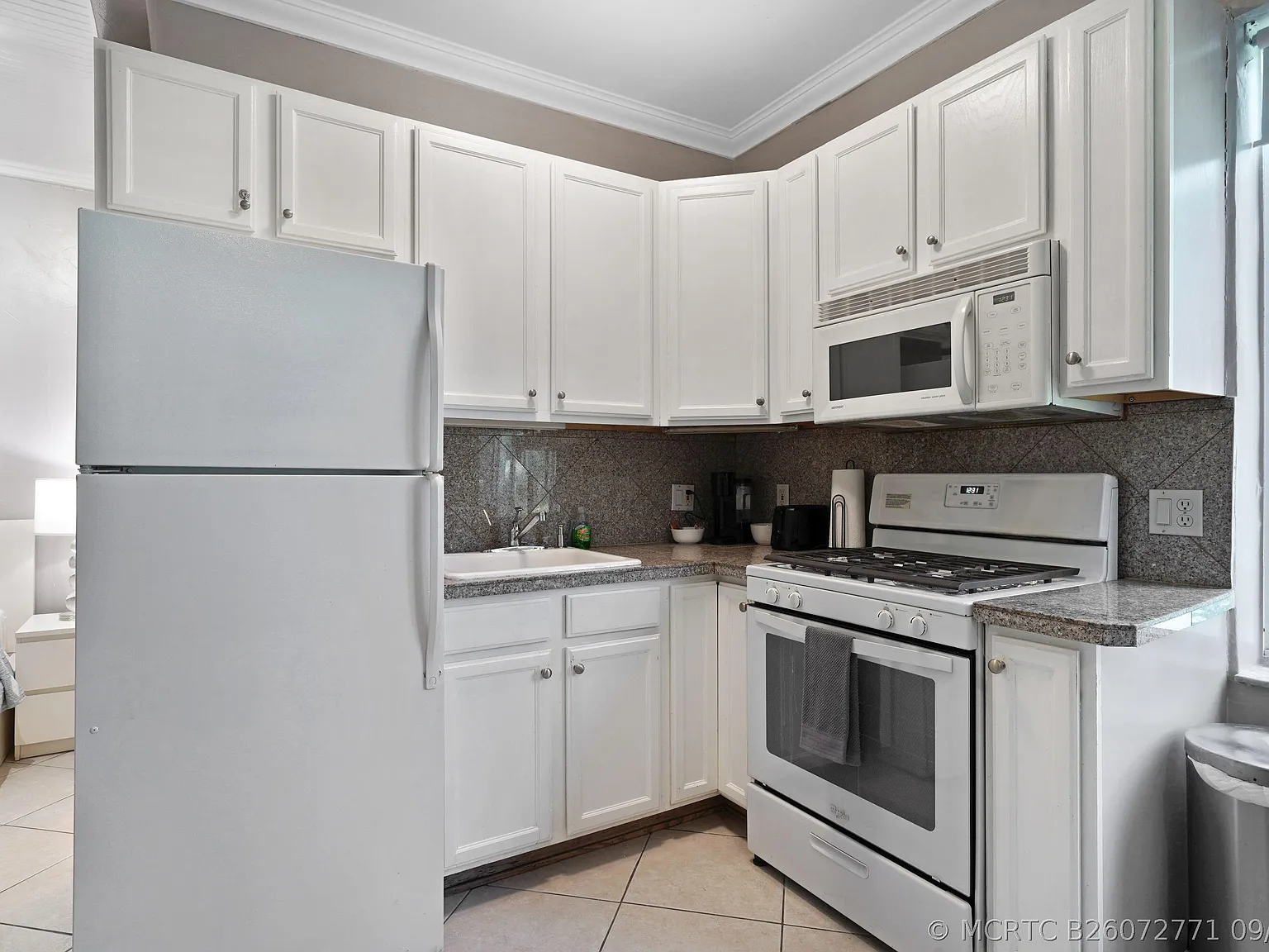 3710 Collins Ave — Photo 4