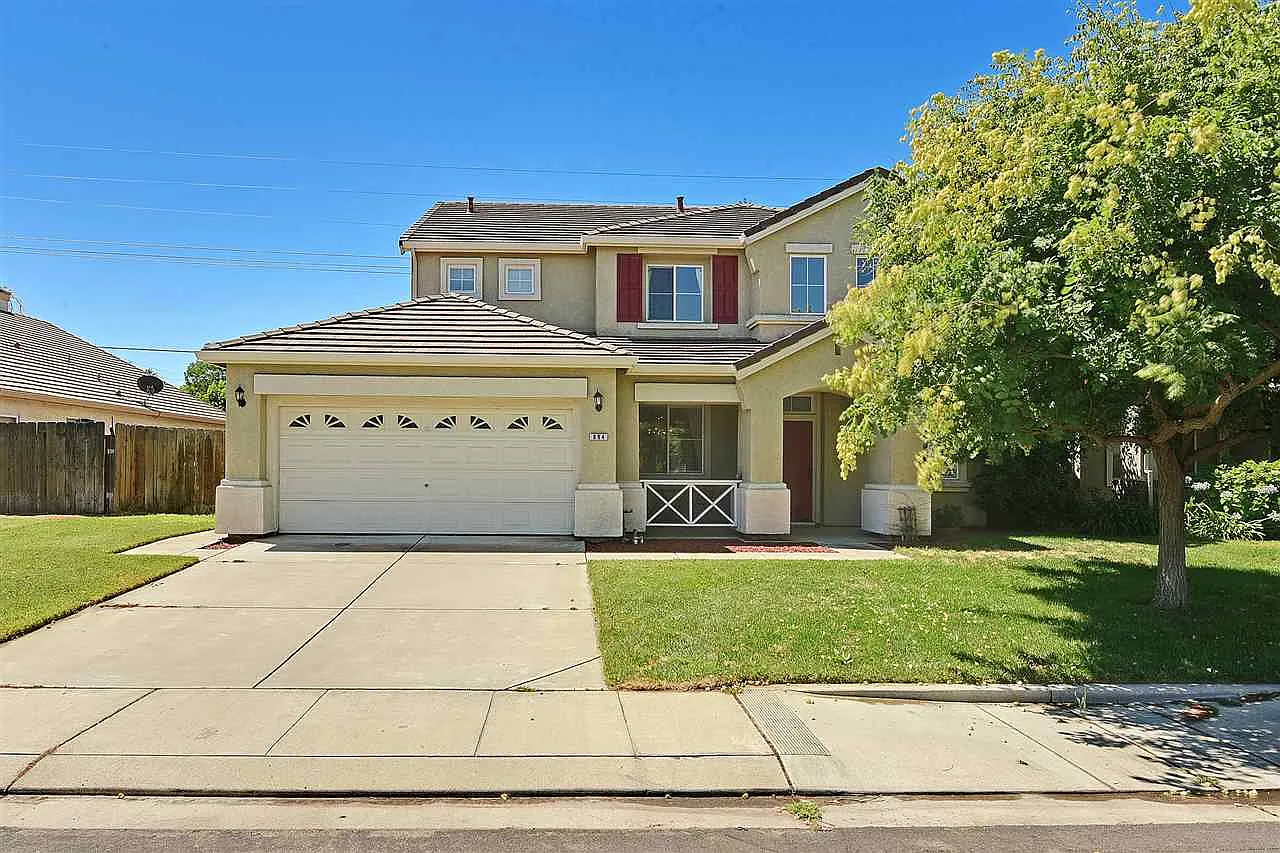 894 Shortland Way photo 1