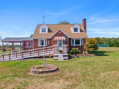 42 Fezell Rd, Freedom, PA, 15042