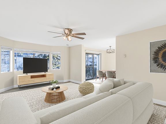 5th image of 1616 S Bundy Dr APT 1