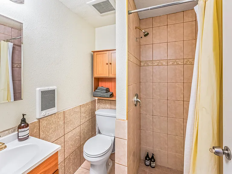 2440 Erin Pl — Photo 29