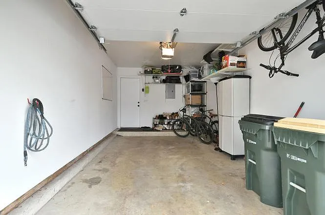 917 Little Falls Ct — Photo 29