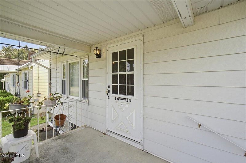 4th image of 1434 Cullen Avenue