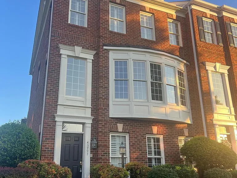 43797 Apache Wells Ter — Photo 2