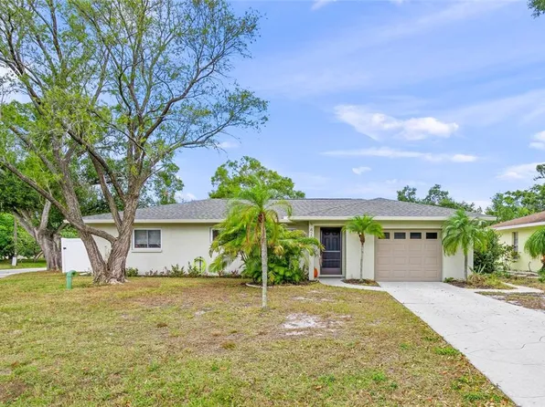 4205 Ruth Way, Sarasota, FL 34232