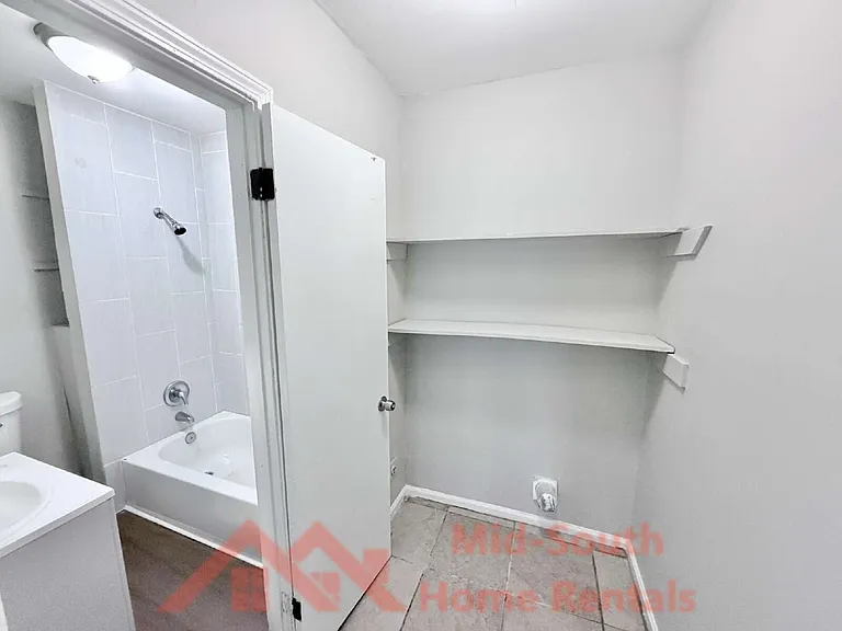 1549 Patton St — Photo 20