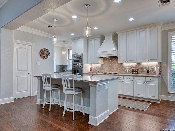 4th image of 7914 Hermosa Hill