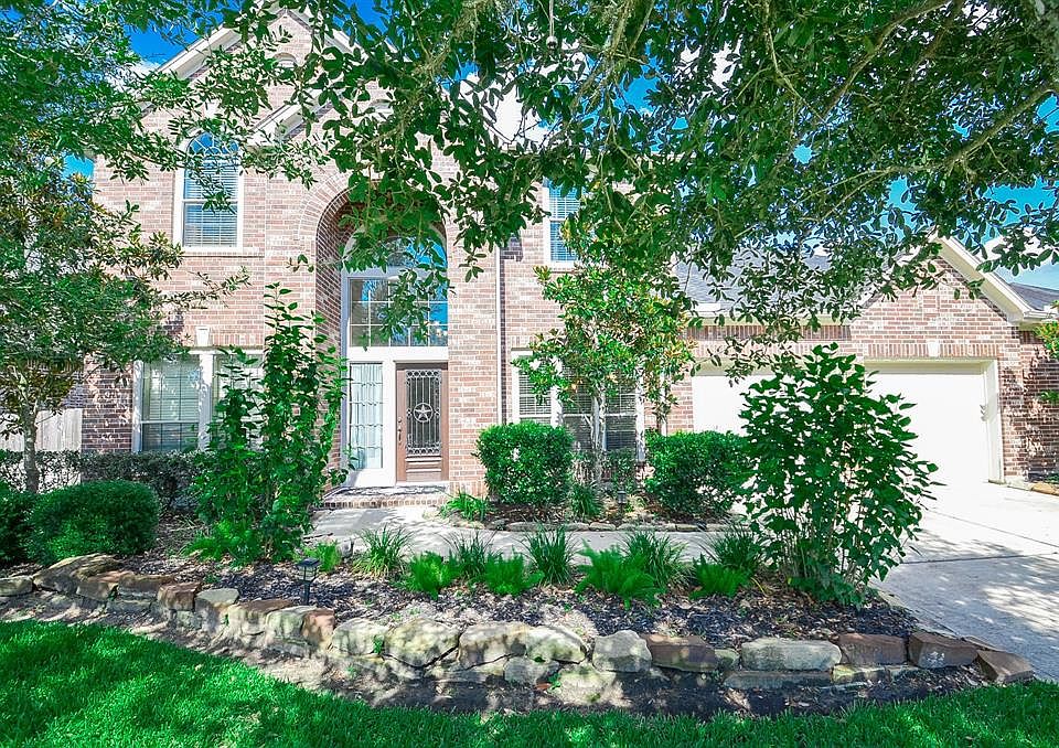 1st image of 2819 Texas Laurel Dr