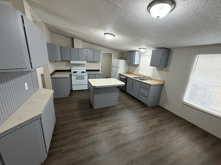 8107 Caminitti Ln #H — Photo 4