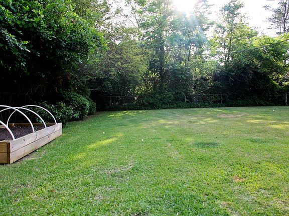 Raised garden bed/backyard