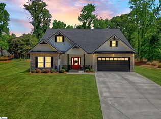 165 Lake Bowen Dr, Inman, SC 29349