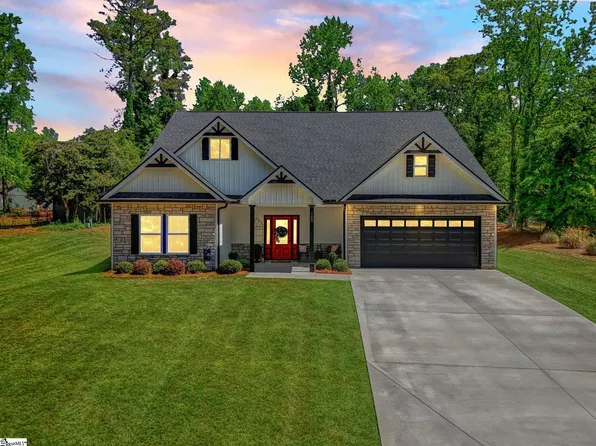 165 Lake Bowen Dr, Inman, SC 29349