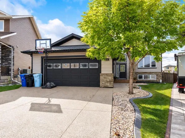 128 SE Mountain Avens Cres, Wood Buffalo, AB T9K 0J5