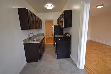 Rented by Silverstein Collection LLC 