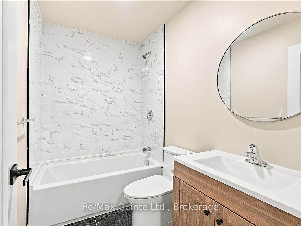 1st image of 445 Centre St N #B