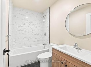 445 Centre St N #B, Greater Napanee, ON K7R 3S4