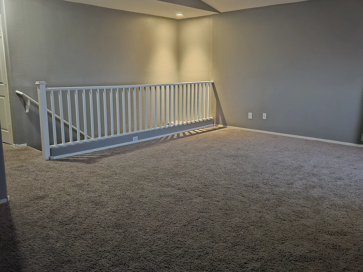 4 bed, 2.5 bath, 1934 sqft, $1,800 — Photo 4