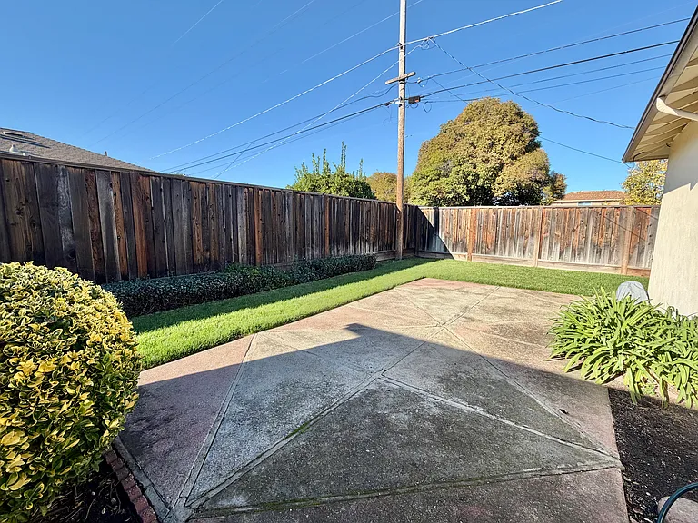 1001 Cambridge Ave — Photo 11