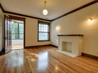 3709 N Fremont St APT 3, Chicago, IL 60613