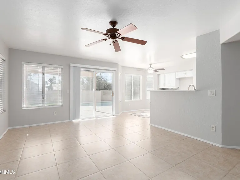 3611 E Windmere Dr — Photo 19