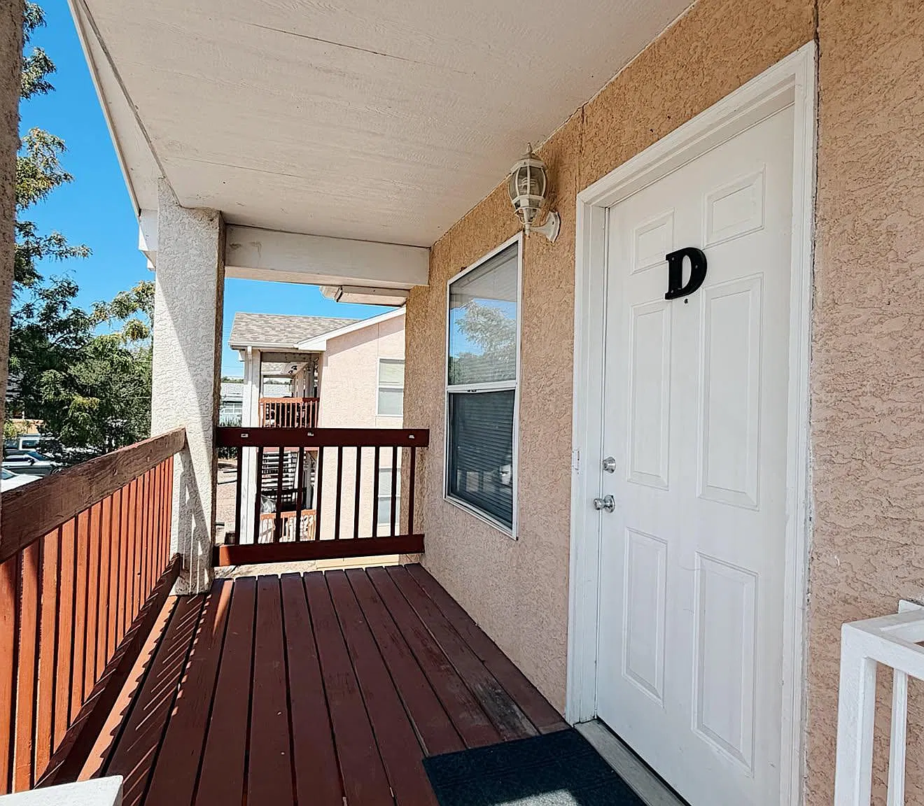 2 bed, 1000 sqft, $1,095 — Photo 2