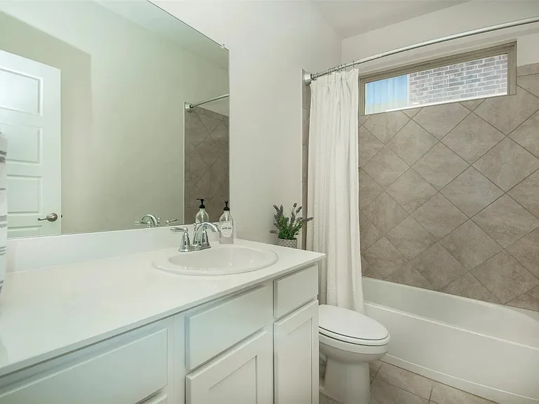 2348 Opaline Dr — Photo 11