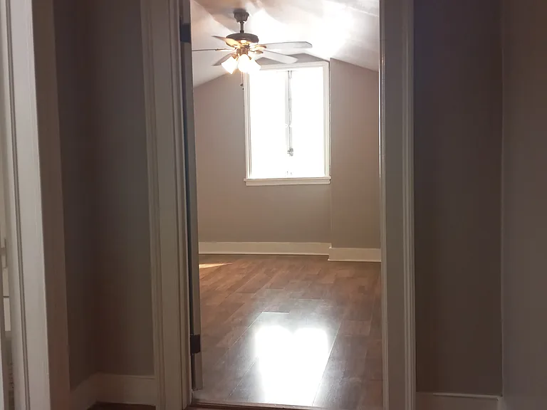 514 Madison St #9 — Photo 4