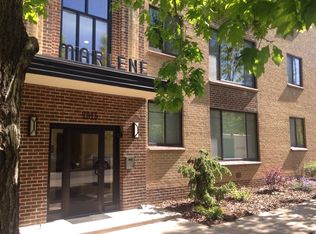 The most Beautiful Renovated Apartments - 1 block form Botanical Gardens, Denver, CO 80206