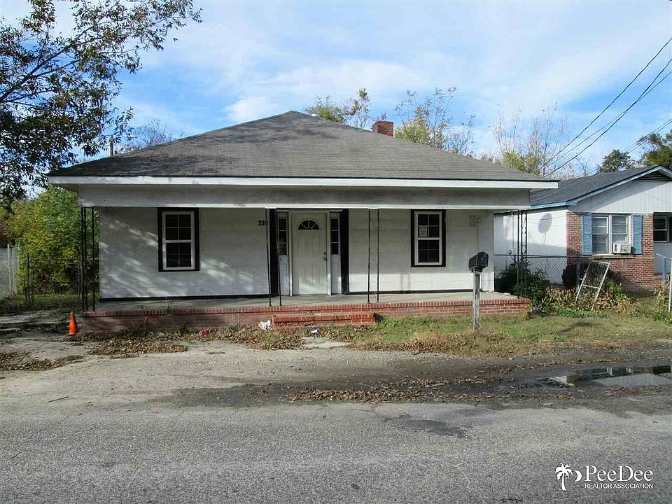 1st image of 220 Marion Ave