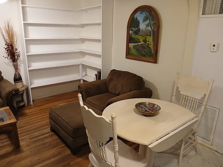 558 Dameron Dr #B — Photo 16