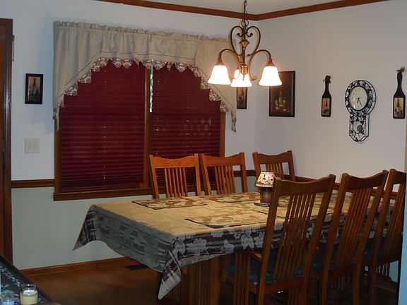 2nd image of 2505 Nancy Ln