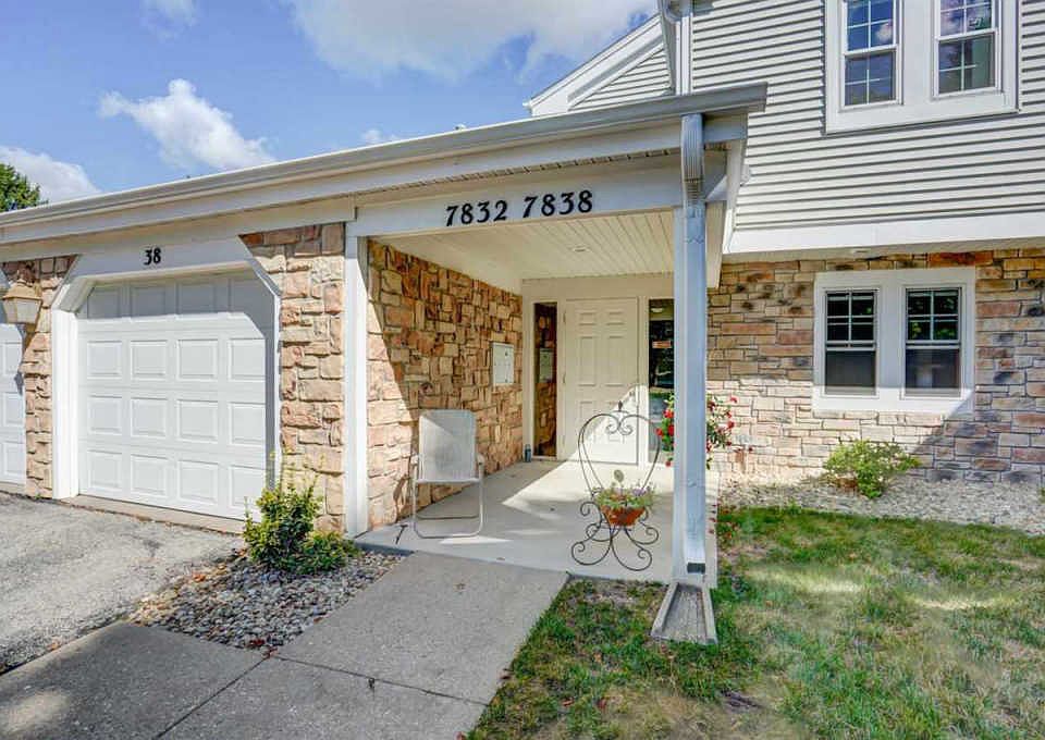 1st image of 7838 E Oakbridge Way #2B
