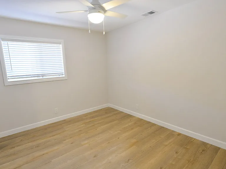 215 Calle Dorado — Photo 13