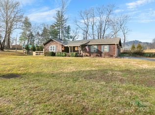 10 Shawn Dr, Etowah, NC 28729