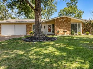 103 Calico Ln, Ballwin, MO 63011