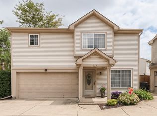 719 Mountain Pine Dr, Greenwood, IN 46143