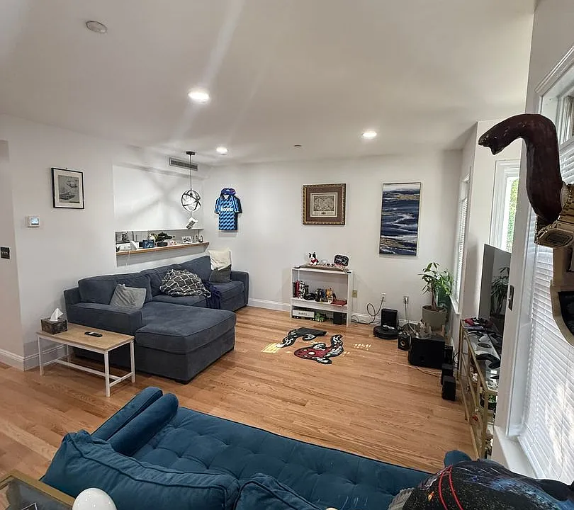 14 Glencoe St #4