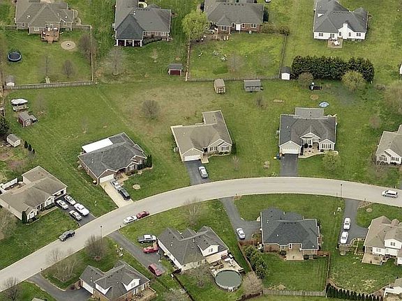 5th image of 218 Champions Blvd
