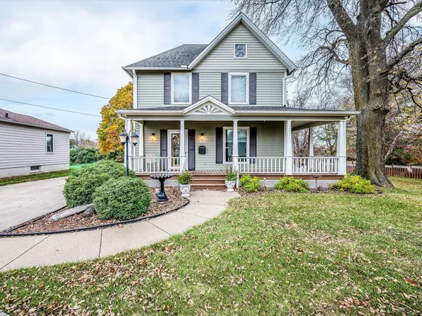 903 E 10th St, Atlantic, IA 50022