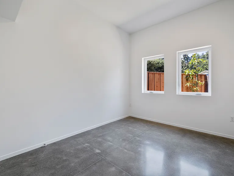 245 Roble Ave #253 — Photo 8