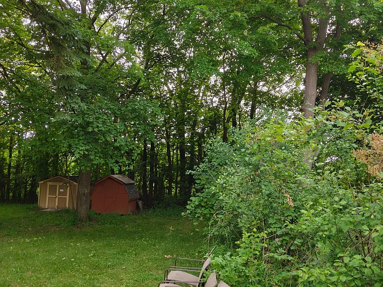 69 Cornerbrook Dr S — Photo 36