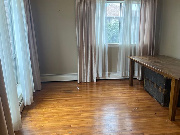 4th image of 2414 Montvale Rd SW Unit A