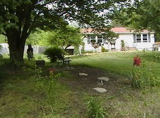 99 Hilltop Rd, Elkton, MD 21921